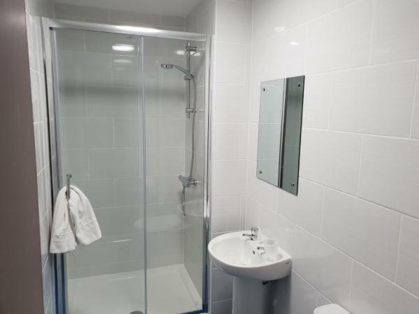 The Avenue Club And Lodge Birmingham Bagian luar foto